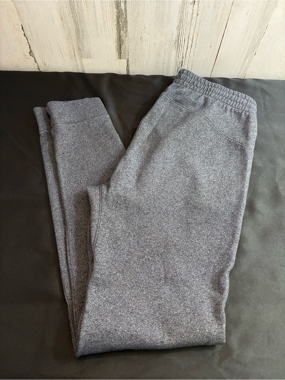 Old Navy women’s Sz S  Dark charcoal  Gray Jogger Sweatpants dynamic fleece - Picture 3 of 3